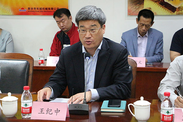 長城機(jī)械董事長王紀(jì)中