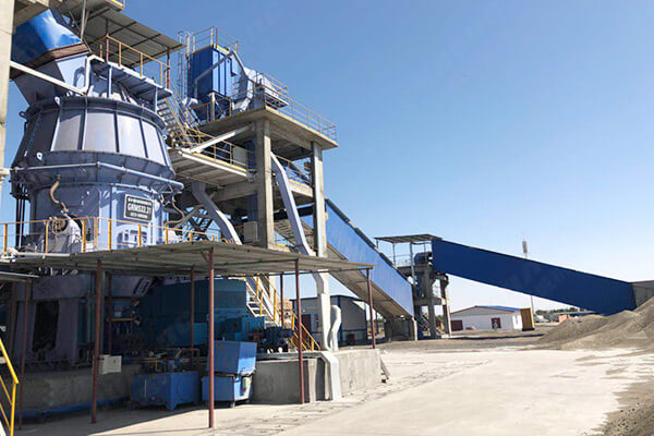 年產(chǎn)30萬(wàn)噸礦粉線現(xiàn)場(chǎng)