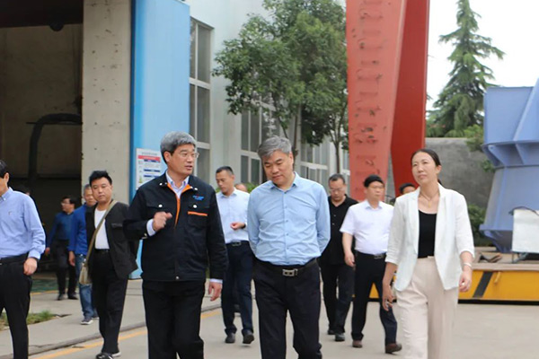 新鄉(xiāng)市委副書記王新軍蒞臨長城公司調(diào)研指導(dǎo) 新鄉(xiāng)市委副書記王新軍蒞臨長城公司調(diào)研指導(dǎo)