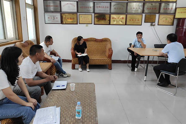 長(zhǎng)城萬(wàn)里行團(tuán)隊(duì)就積極與客戶(hù)進(jìn)行面對(duì)面交流 長(zhǎng)城萬(wàn)里行團(tuán)隊(duì)就積極與客戶(hù)進(jìn)行面對(duì)面交流