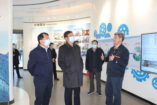 新鄉(xiāng)市人大常委會(huì)副主任職偉一行蒞臨長城公司調(diào)研 新鄉(xiāng)市人大常委會(huì)副主任職偉一行蒞臨長城公司調(diào)研