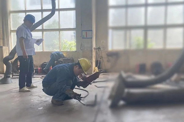 長城機(jī)械“師帶徒”結(jié)業(yè)考試 長城機(jī)械“師帶徒”結(jié)業(yè)考試